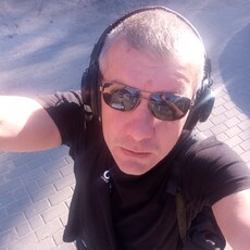 Ярослав, 45