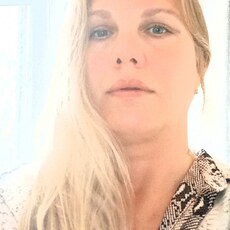 Саша, 44
