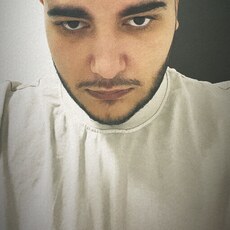 Даня, 22