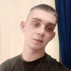 Александр, 23