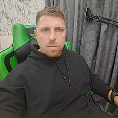 Яков, 36