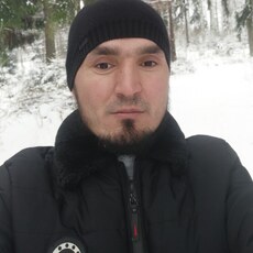 Рома, 30