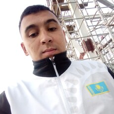 Назар, 30