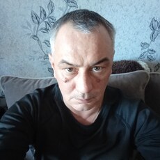 Лукас, 48