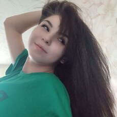 Эмма, 22