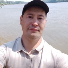 Радомир, 40