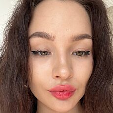 Таня, 22