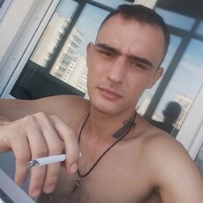 Кузьма, 28