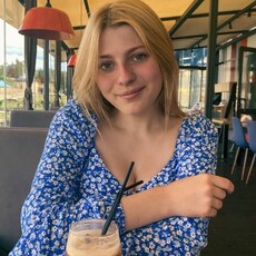 Анна, 20