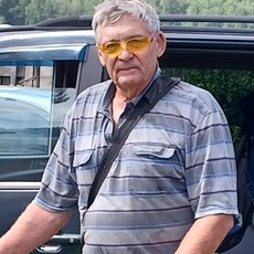 Владимир, 66