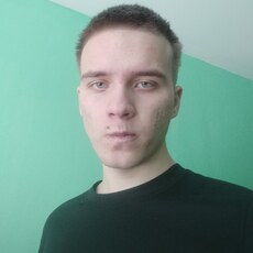 Юра, 21