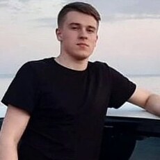 Виталий, 26