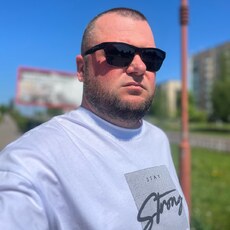 Лаврик, 40