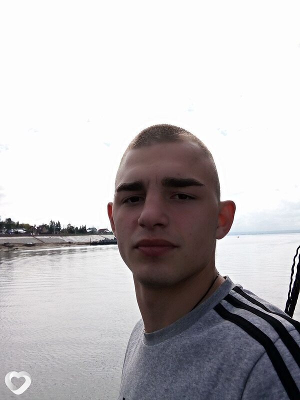 Женя