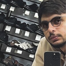 Артур, 23