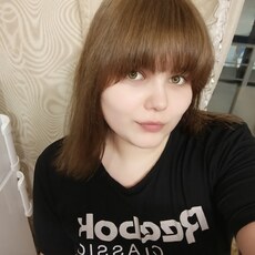 Лара, 22