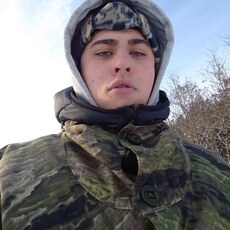 Константин, 21