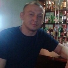 Адам, 44