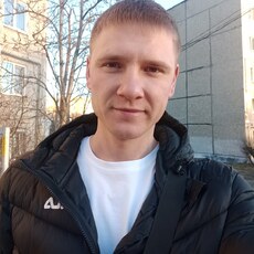 Сева, 27