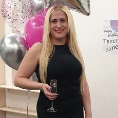 Тоня, 51