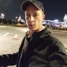 Тарас, 28