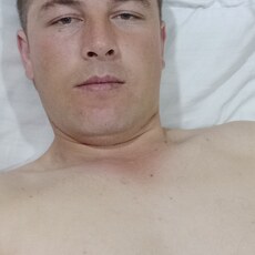 Михаил, 30