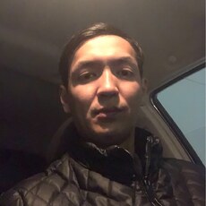 Гриша, 31