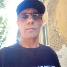 Даня, 52