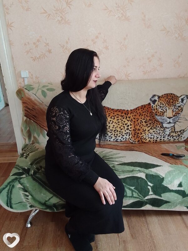 Оля