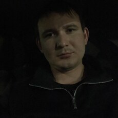 Тёма, 28