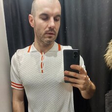 Тимур, 33