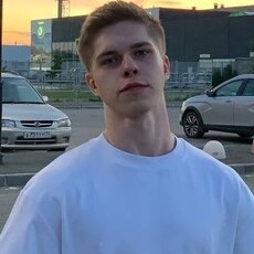 Аркадий, 23