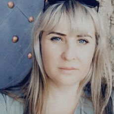 Валентина, 42