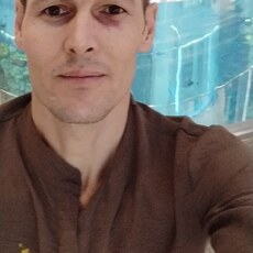 Радомир, 37