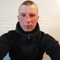 Виталя, 37