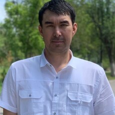 Валя, 39