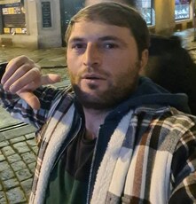 Тёма, 34