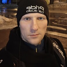Юрий, 36