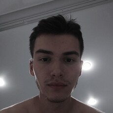 Марк, 25
