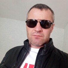 Юрий, 38