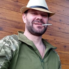 Гоша, 42
