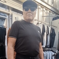Макс, 62