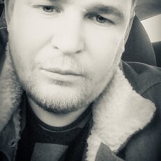 Паша, 38