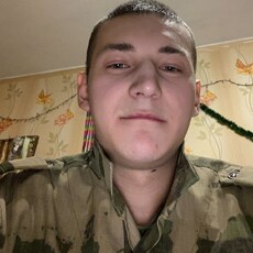 Витя, 21