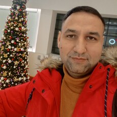 Артур, 36