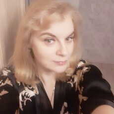 Милана, 49