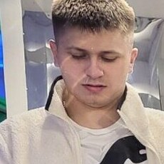 Борис, 29