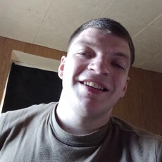 Веня, 26