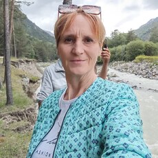 Зоя, 49