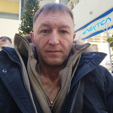 Толя, 44